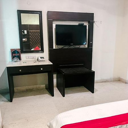 ניו דלהי The Metropolis Guest House Near Rk Ashram Metro Station מראה חיצוני תמונה