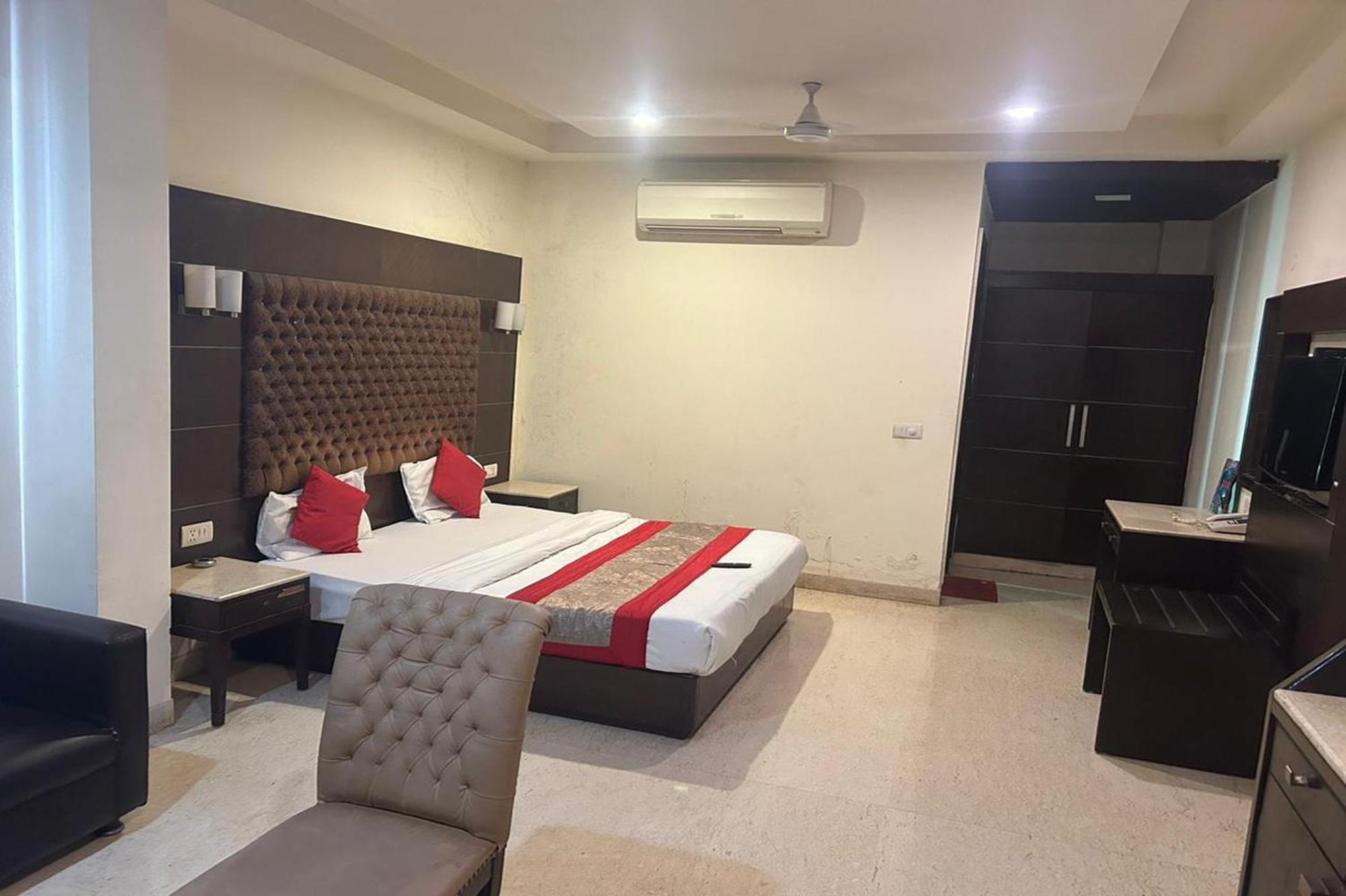 ניו דלהי The Metropolis Guest House Near Rk Ashram Metro Station מראה חיצוני תמונה