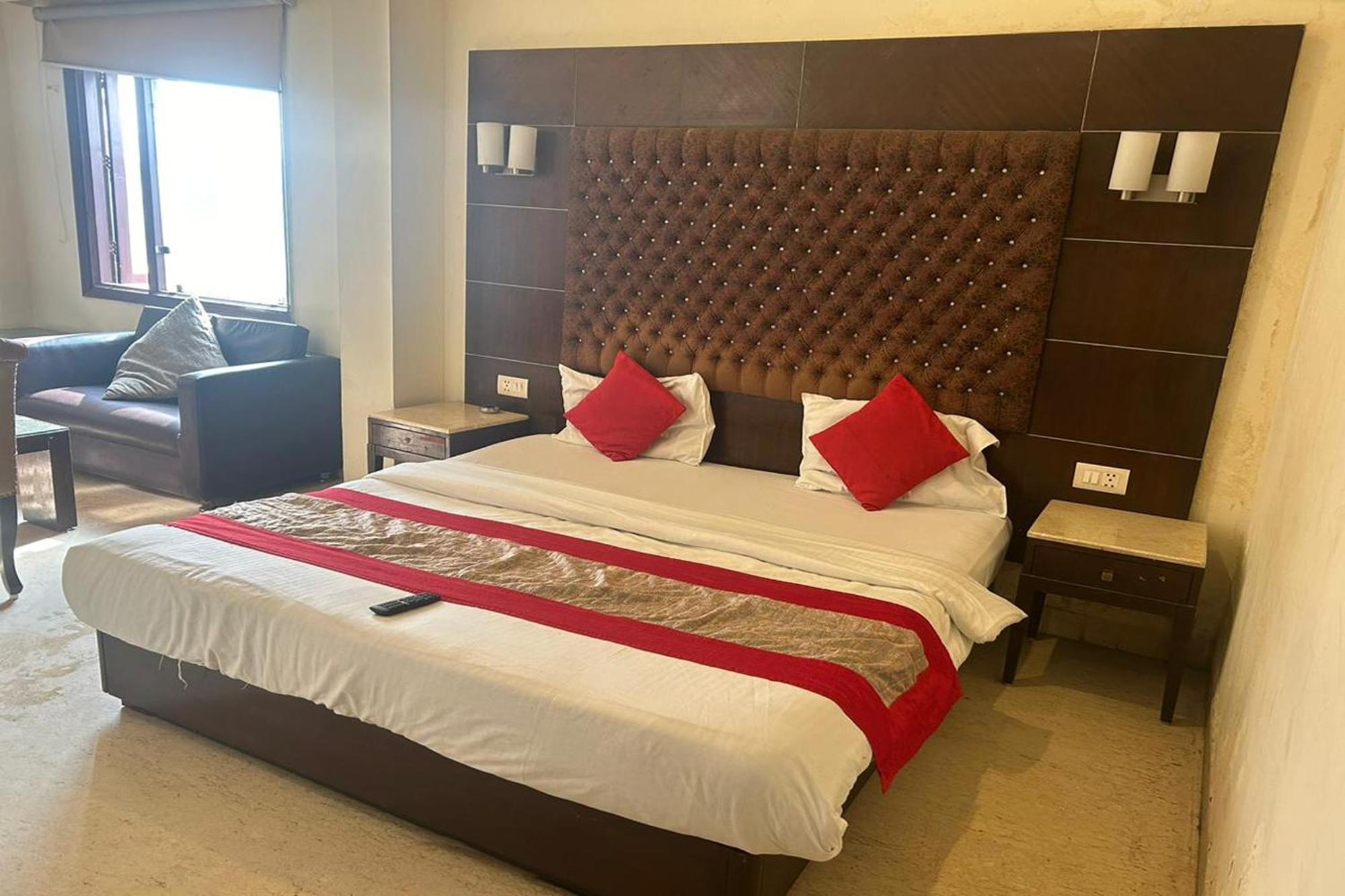 ניו דלהי The Metropolis Guest House Near Rk Ashram Metro Station מראה חיצוני תמונה