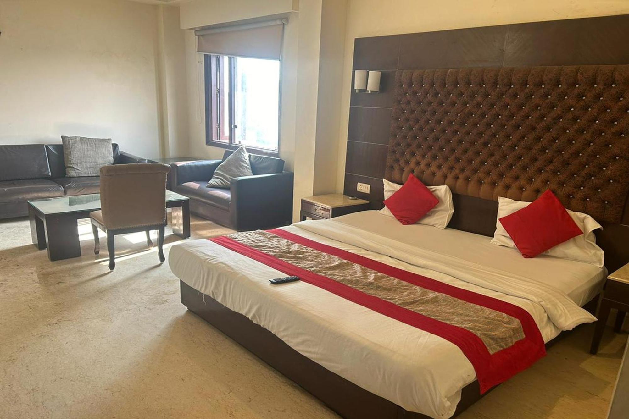 ניו דלהי The Metropolis Guest House Near Rk Ashram Metro Station מראה חיצוני תמונה