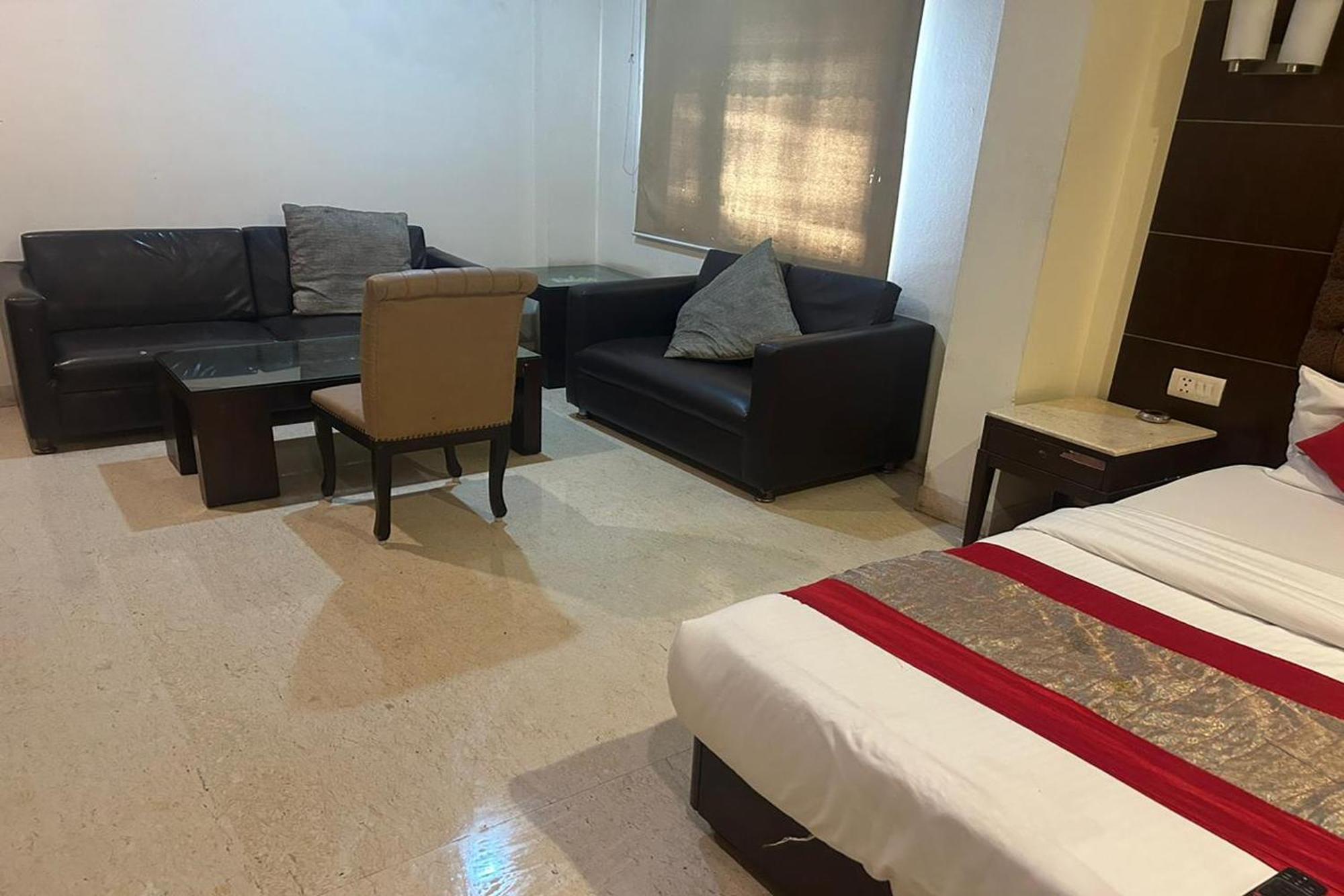 ניו דלהי The Metropolis Guest House Near Rk Ashram Metro Station מראה חיצוני תמונה
