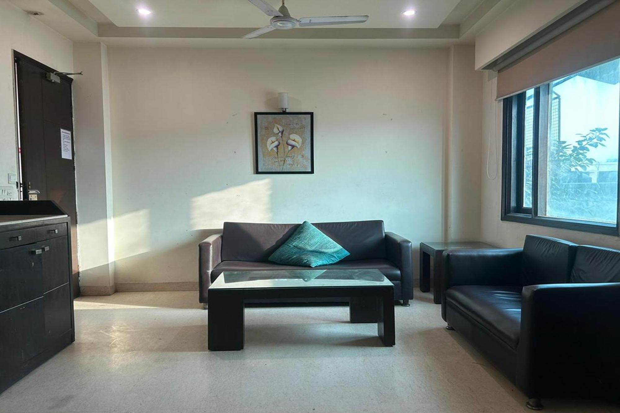 ניו דלהי The Metropolis Guest House Near Rk Ashram Metro Station מראה חיצוני תמונה