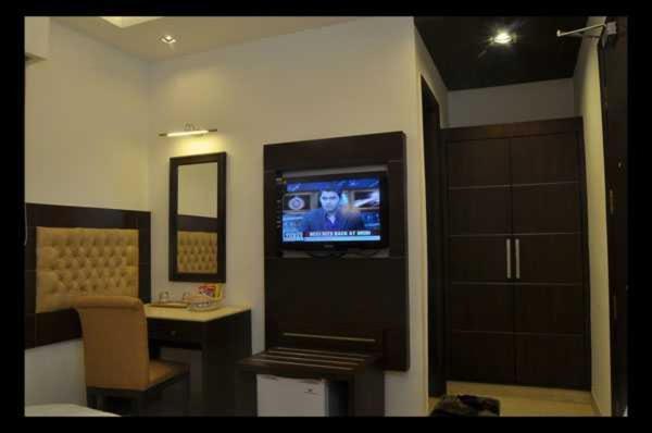 ניו דלהי The Metropolis Guest House Near Rk Ashram Metro Station מראה חיצוני תמונה